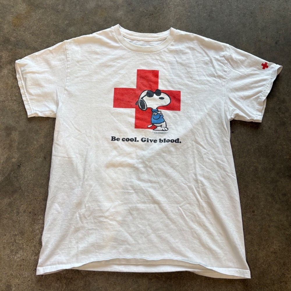 Snoopy American Red Cross "Be cool. Give Blood" tee